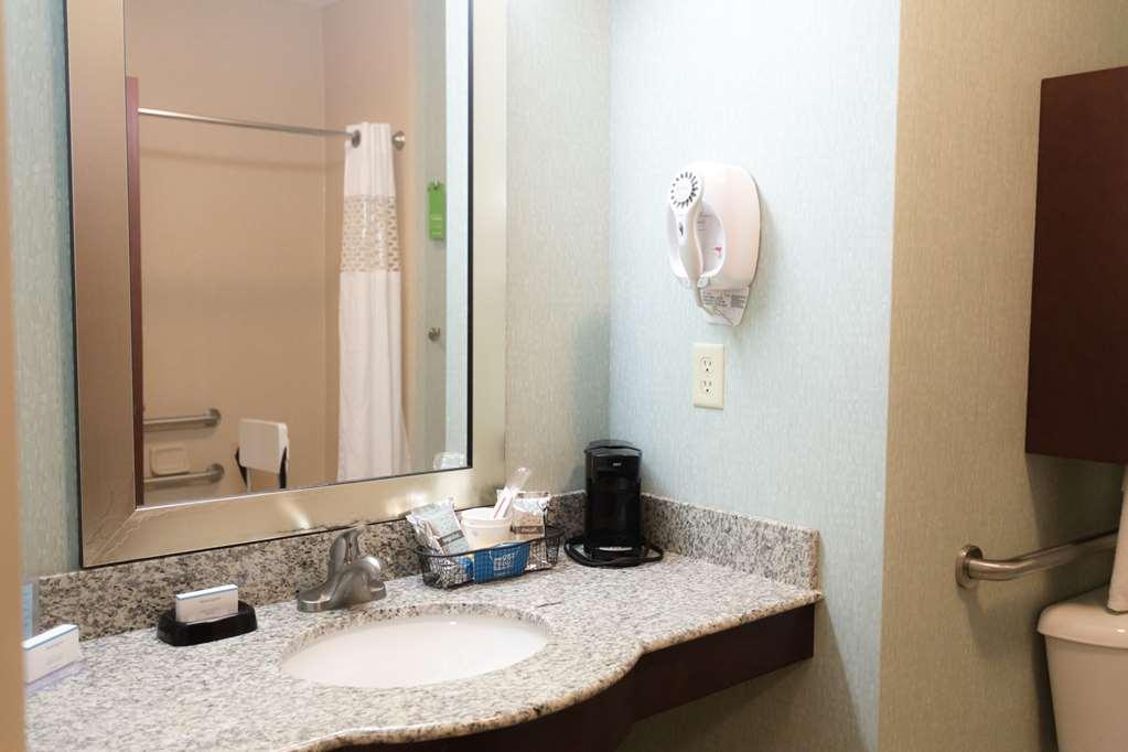 Hampton Inn & Suites Middlebury Rum bild